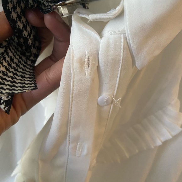 Blouse - Picture 2 of 3